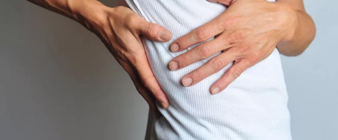 求实瑜伽丨肋骨外翻不止影响美观？！如何高效解决肋骨外翻？