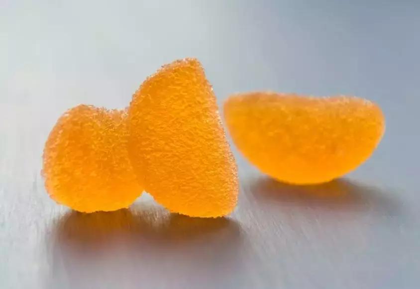 吃糖对孩子危害到底有多大,儿童吃糖的危害到底有多大