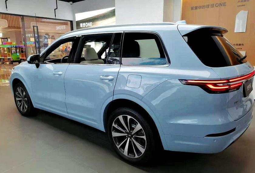 七座欧蓝德是中型suv吗,日系车七座欧蓝德suv