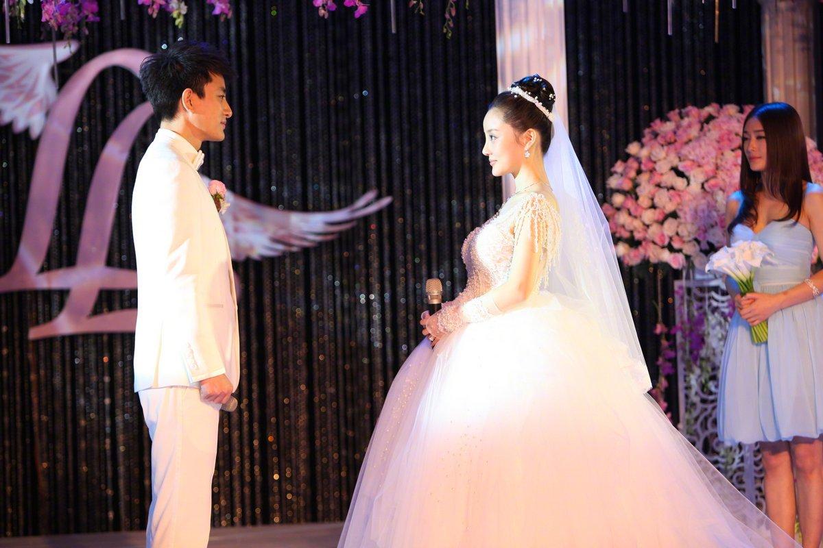 贾乃亮以前为李小璐过生日,贾乃亮几几年和李小璐结婚的