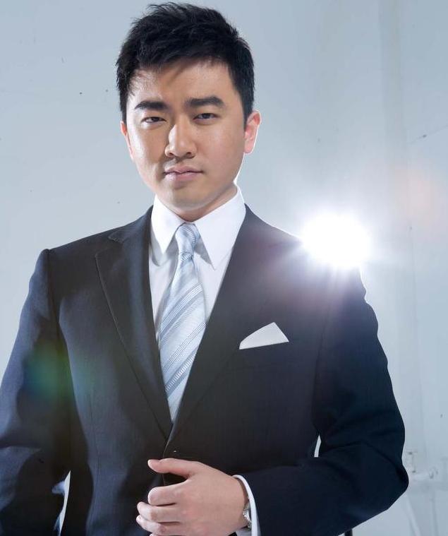 芮成钢：“我可以代表亚洲”！如今却成阶下囚，被传狱中意外死亡