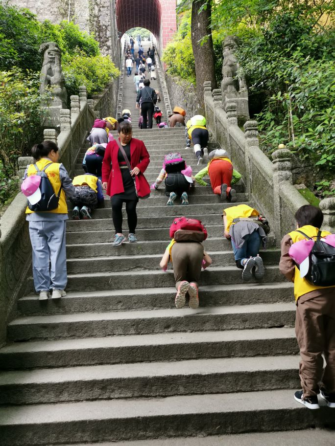 深山藏古寺图片欣赏,九华山四大丛林古寺
