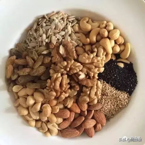 孕妇需要补充哪些营养素和维生素,孕妇营养素哪个牌子好