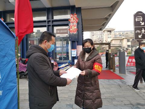 抗疫“守门神”一一记社区先进鼓楼榜样彭城好人高国华