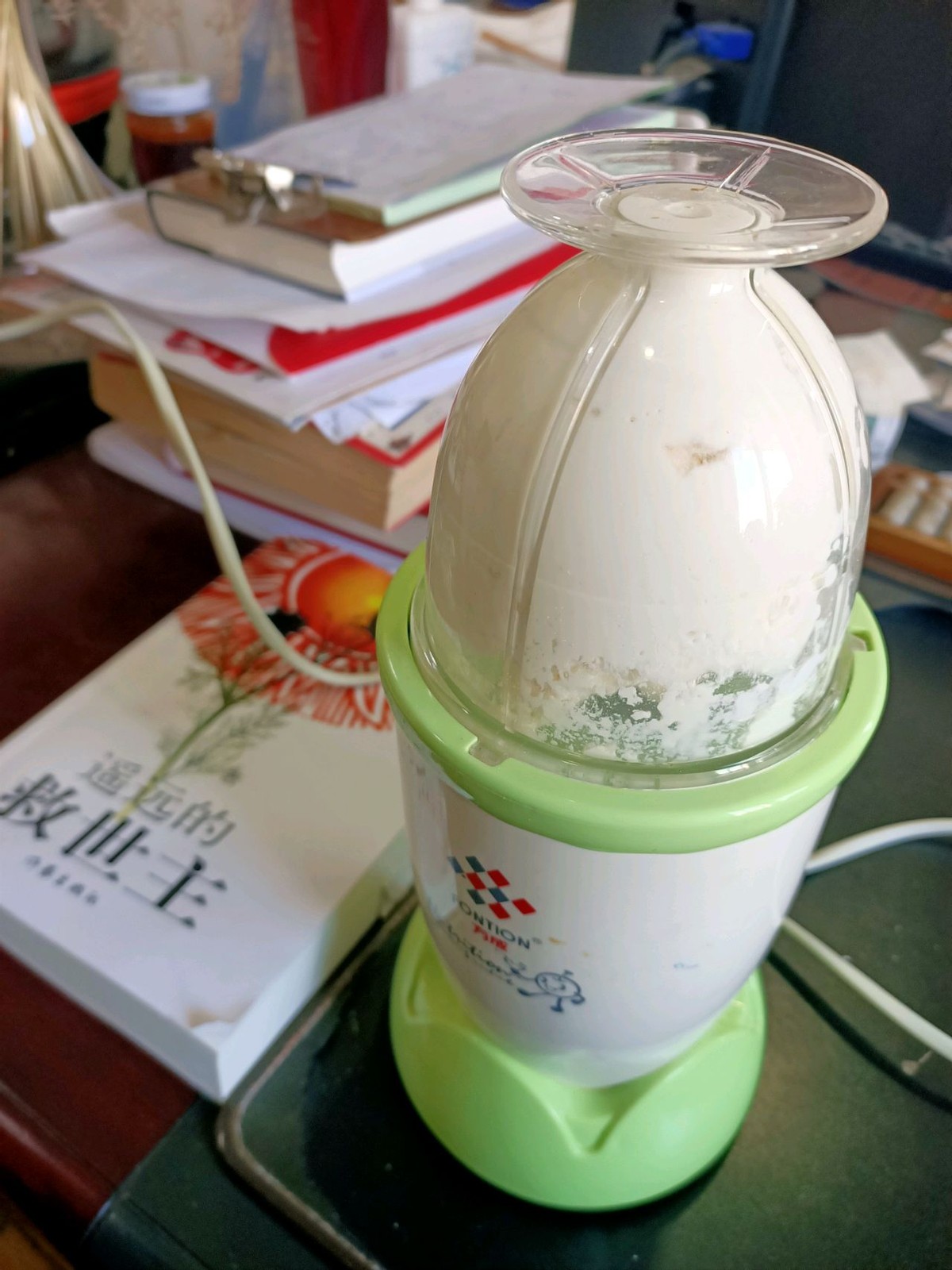 如何用纯牛奶自制奶酪,牛奶做奶酪白醋的比例