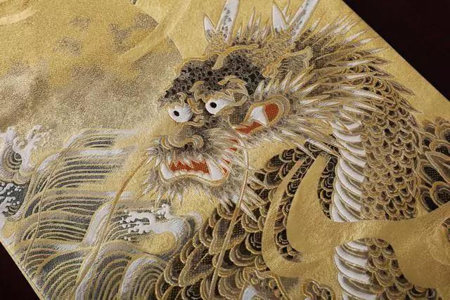 西阵织和缂丝的区别,西阵织正绢和服