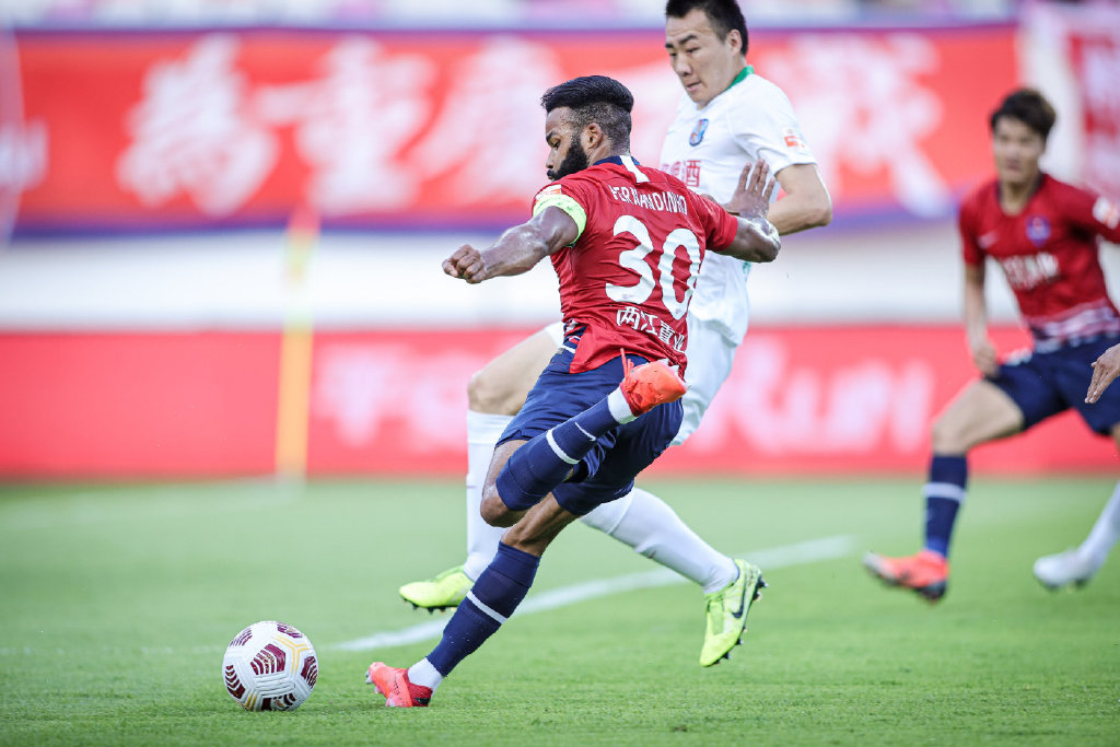 悲剧0-1！重庆队输得没遗憾，重庆球迷的一首打油诗，极具代表性