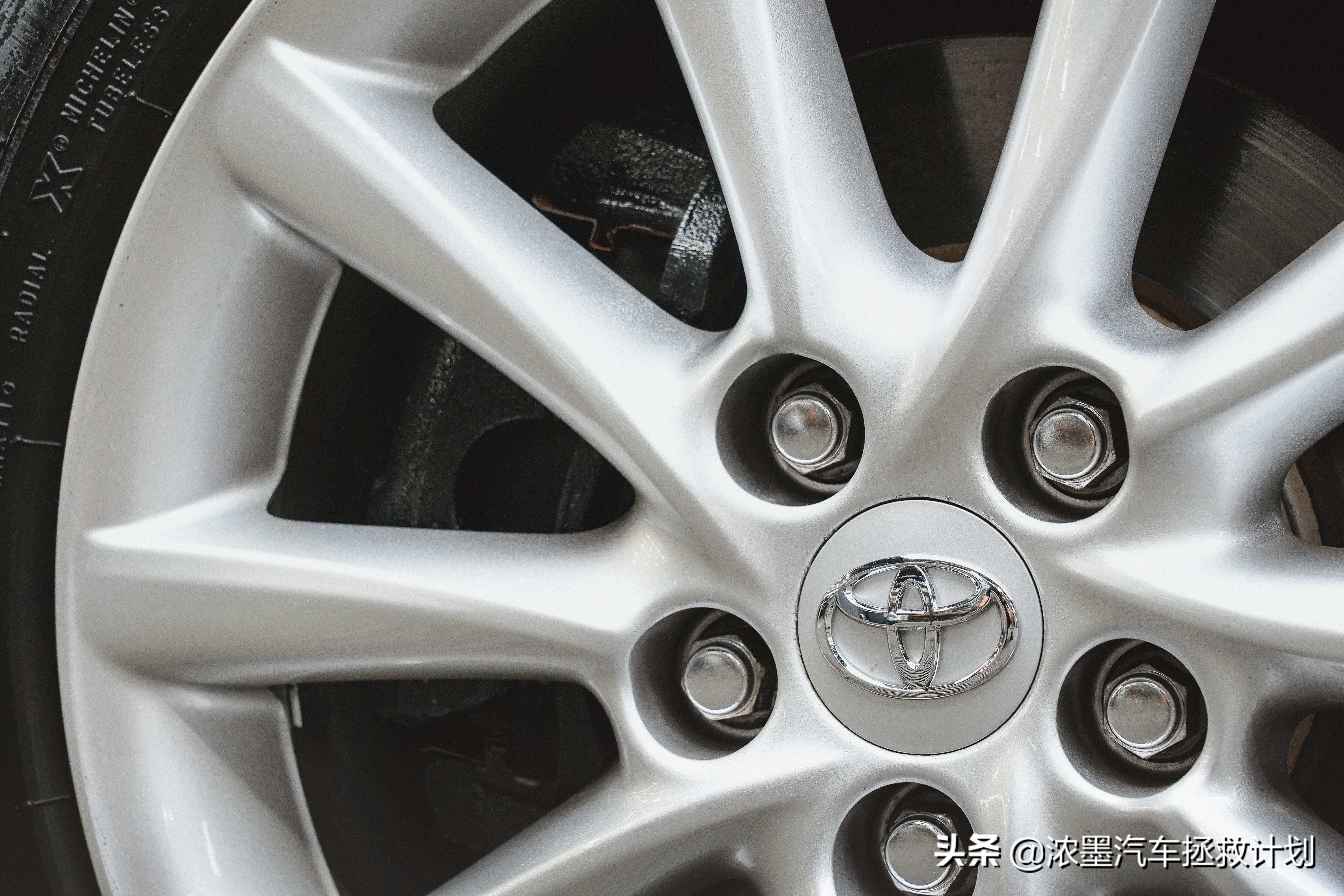 周到车管家,经典老车丰田普瑞维亚翻新整备