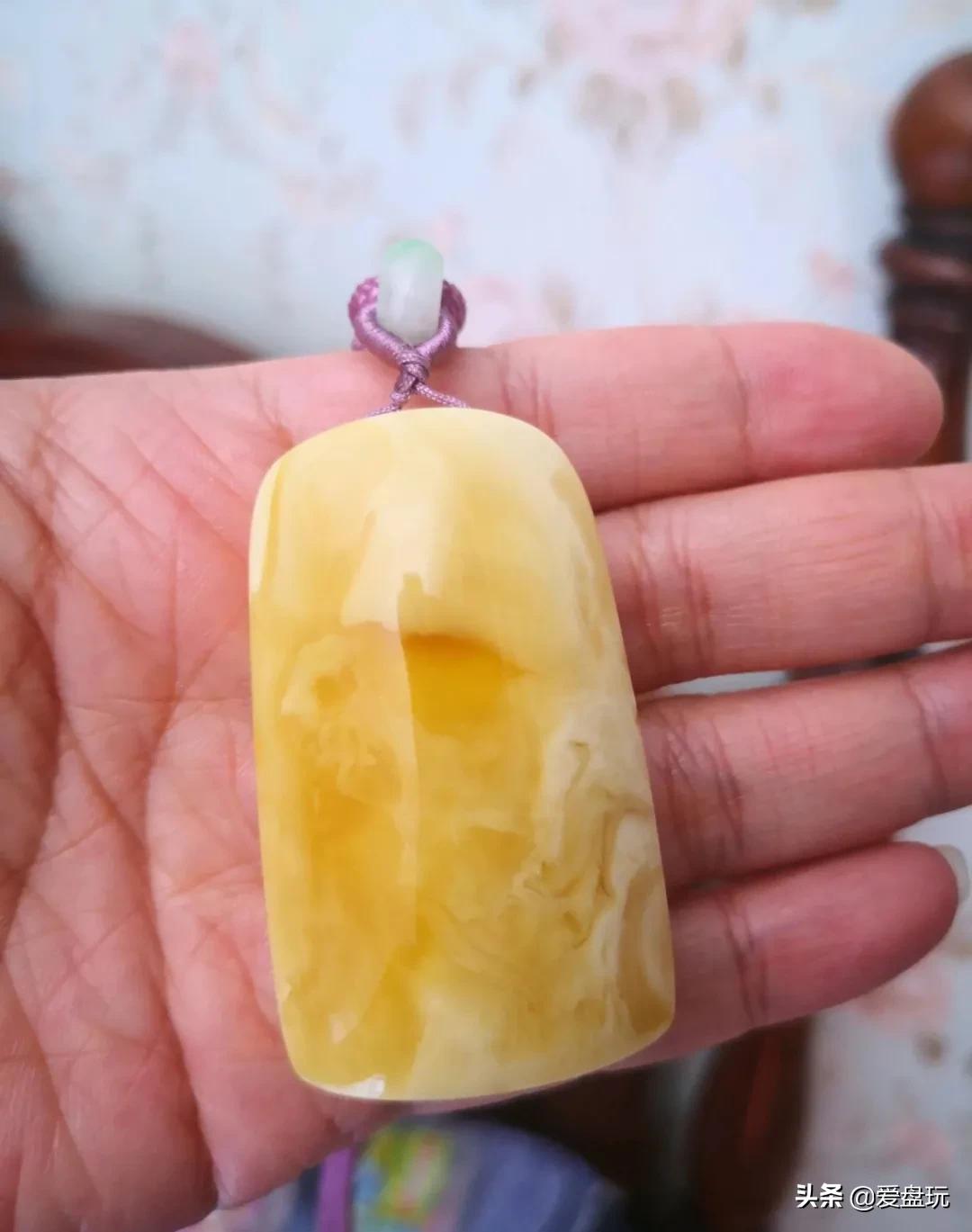 买蜜蜡避免踩哪些坑,蜜蜡买回来一段时间有坑