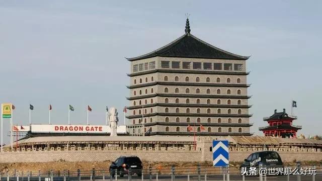 斥资3个亿,国外竟有个山寨中华古城:北京鼓楼、兵马俑……