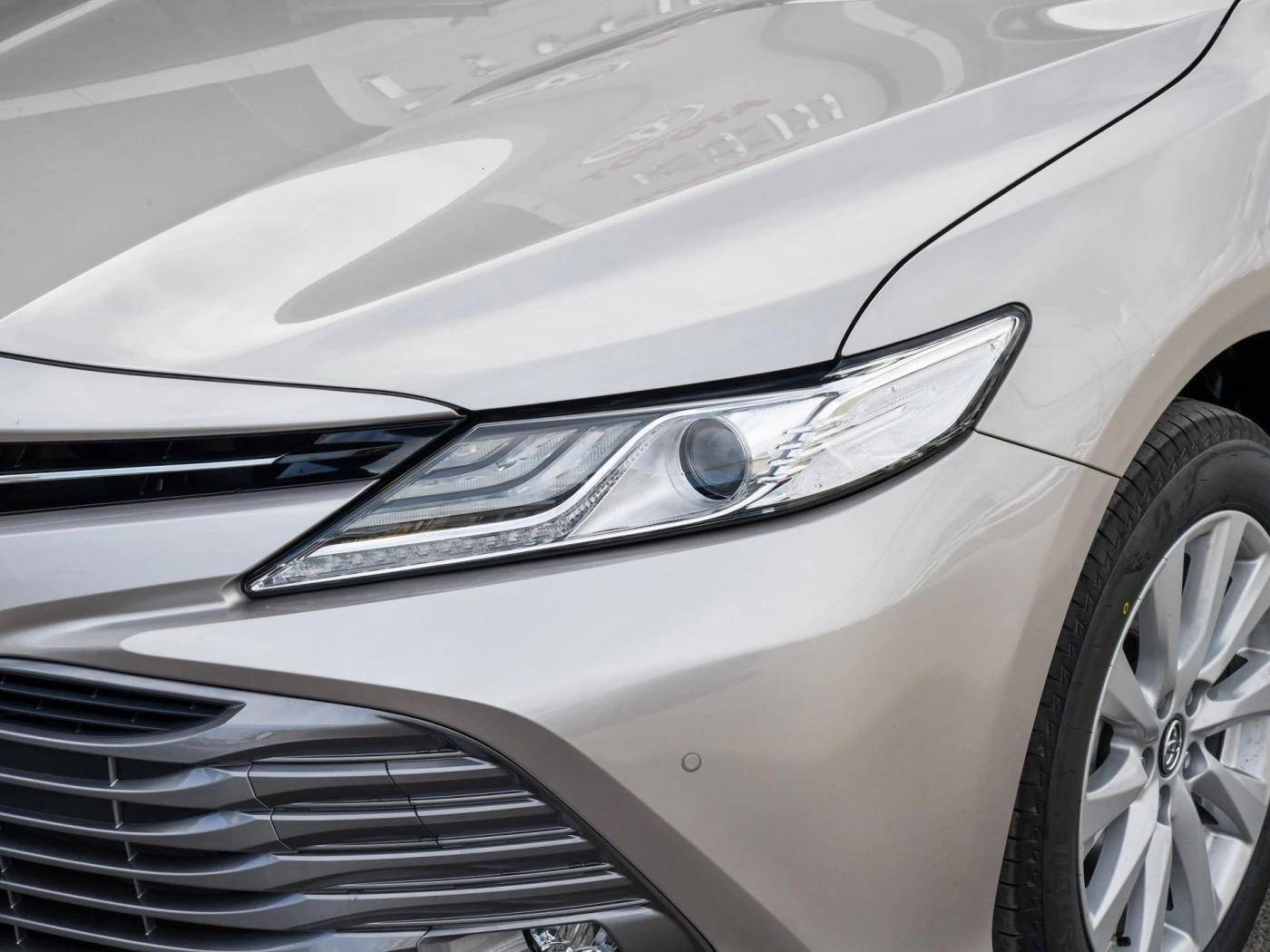 动力舒适度不错的自然吸气车,2024凯美瑞新款2.0豪华驾驶感受