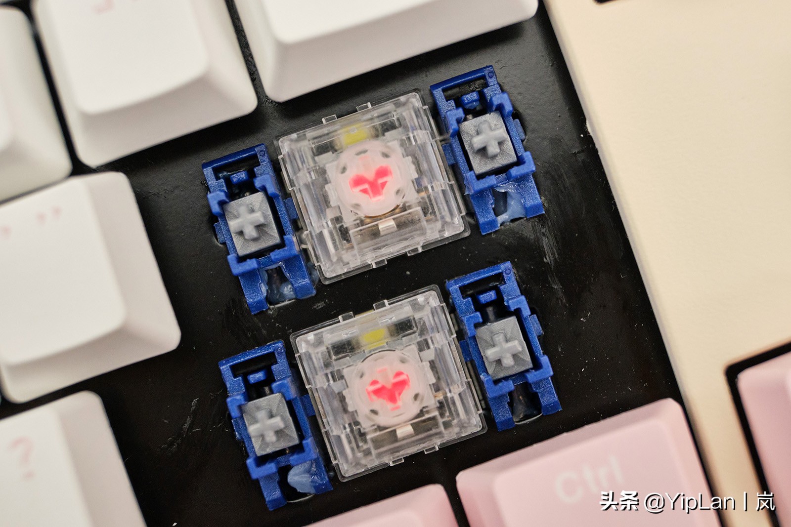 吉利鸭duckyone2开箱,吉利鸭duckyone2冲鸭系列键盘评测