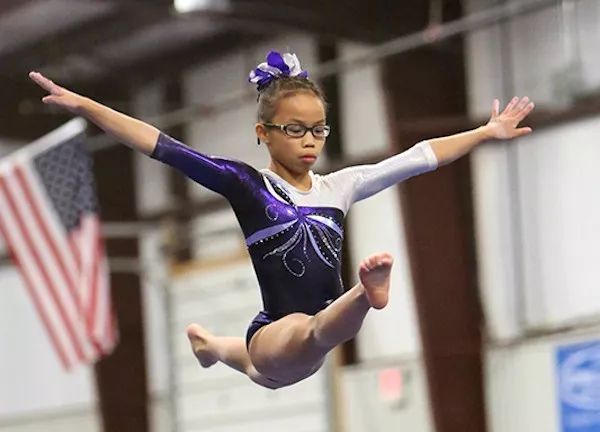 杰夫贝佐斯领养的女儿,亚马逊创始人杰夫贝佐斯有多少钱