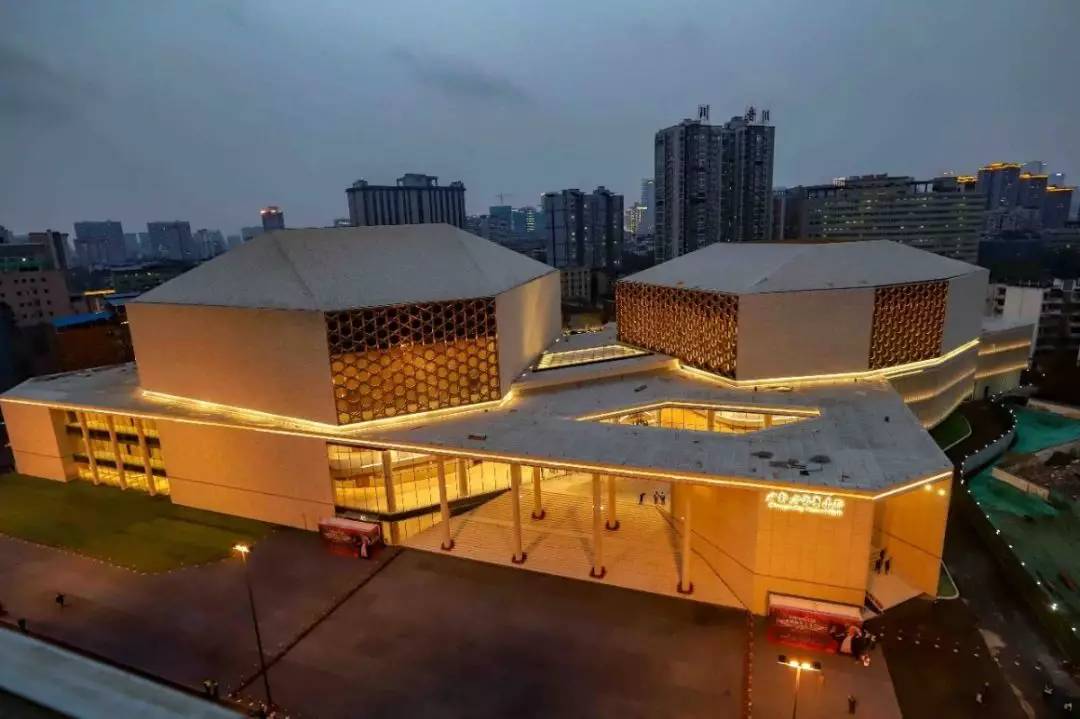 成都城市音乐厅简介,成都震撼360度全景