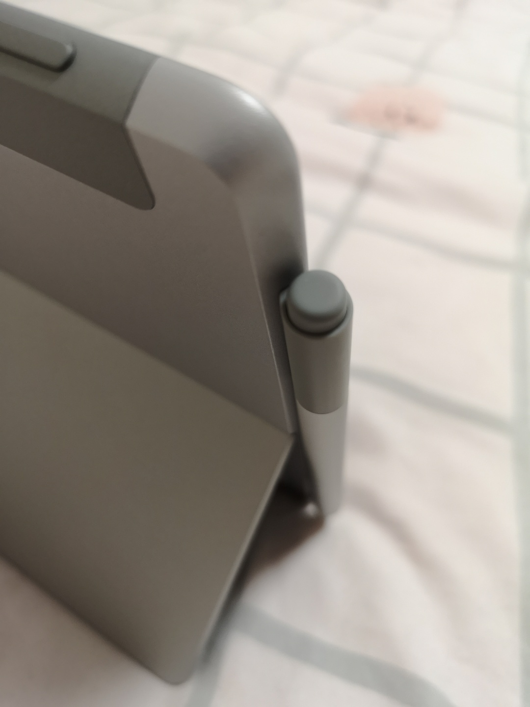 surfacego与ipadpro的对比,surfacego和ipad哪个好