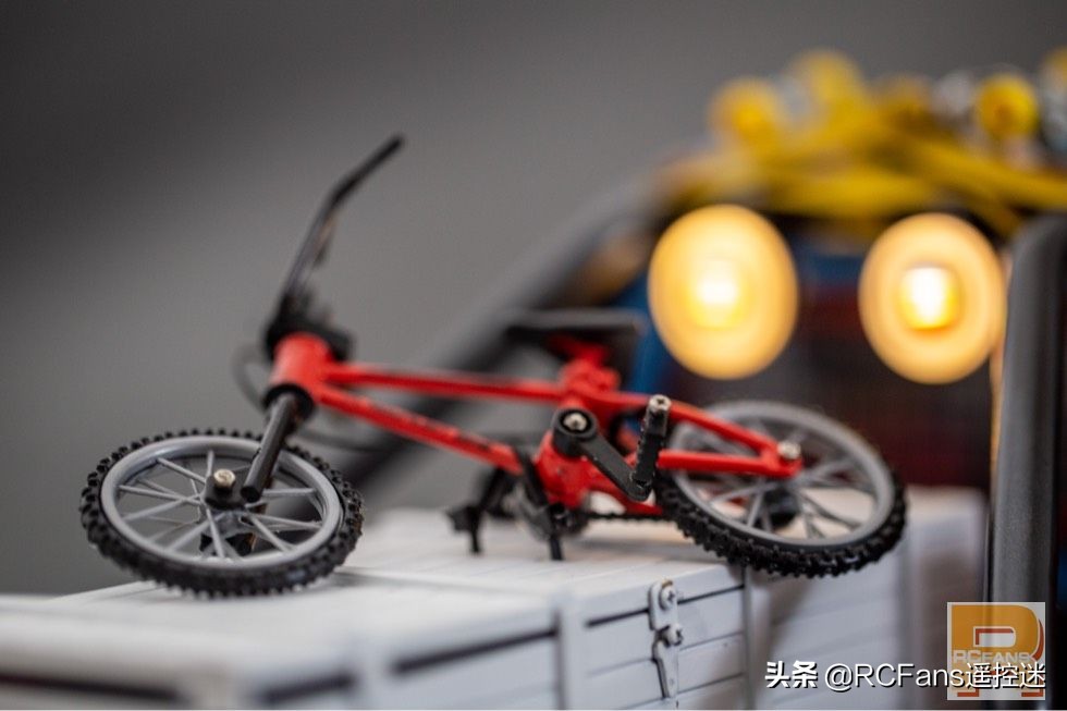 rc遥控模型车视频,rc模型车的视频