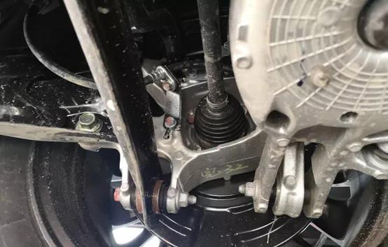 冠道底盘有哪些缺点,冠道底盘强度