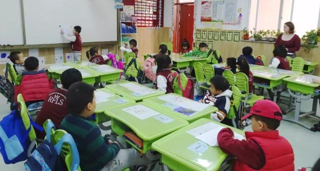 名校国际班,一年学费100000左右的国际学校北京