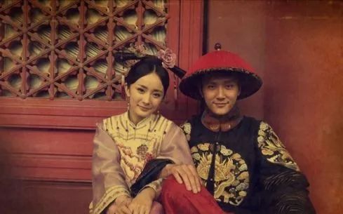 明星早期微博解锁洪荒之力?周深喊李宇春春哥,唐嫣撮合“胡霍”