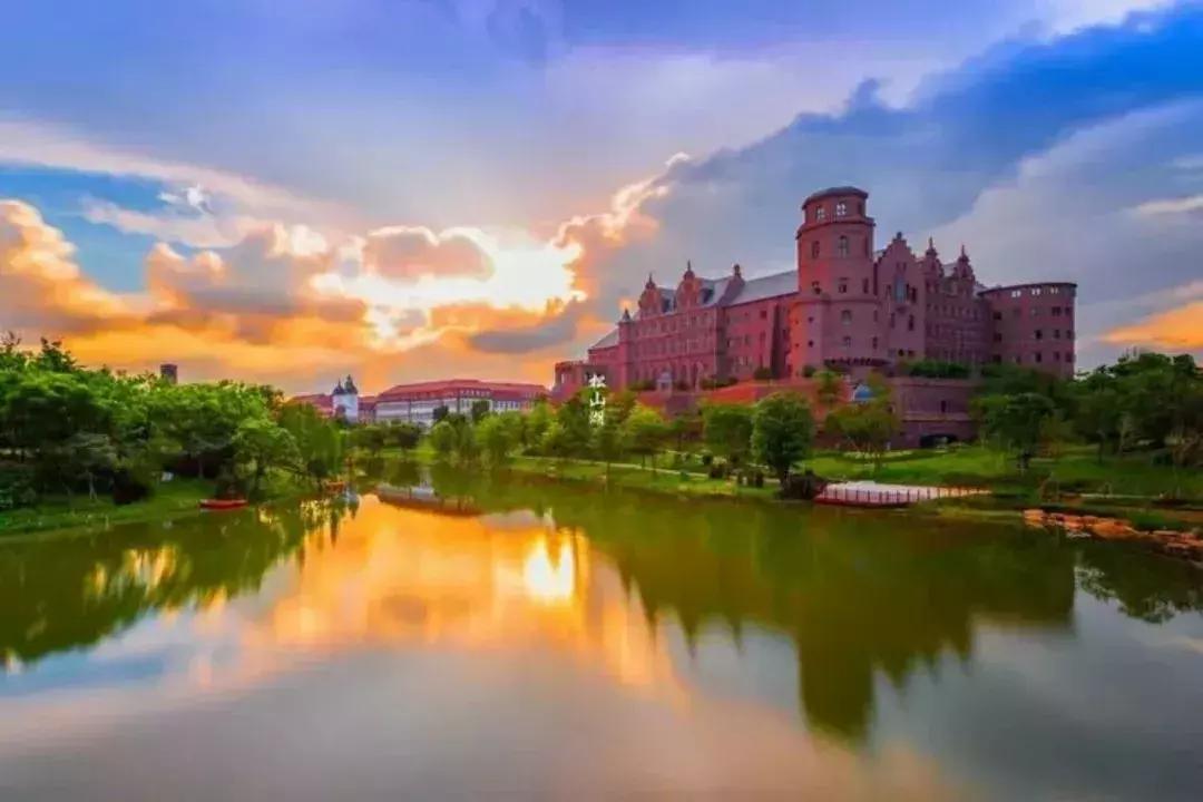 牛！华为终端（东莞）有限公司排行第一！