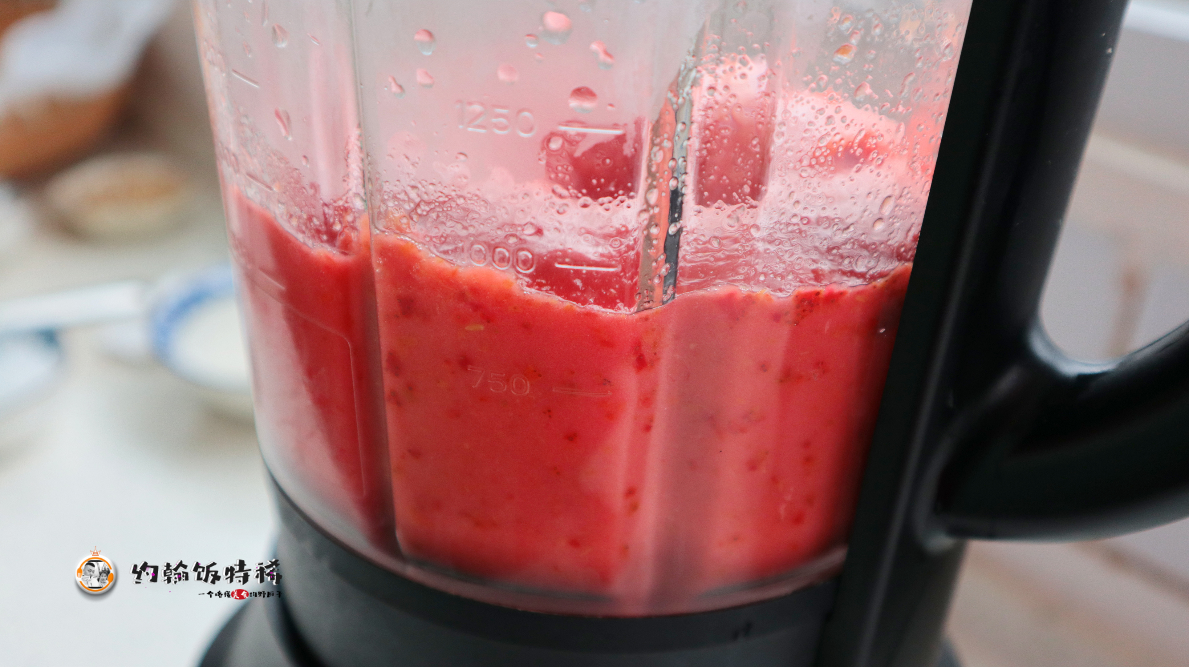 它是“天然消食片”，遇到多买点，捏成球，每天吃2粒，消食化积