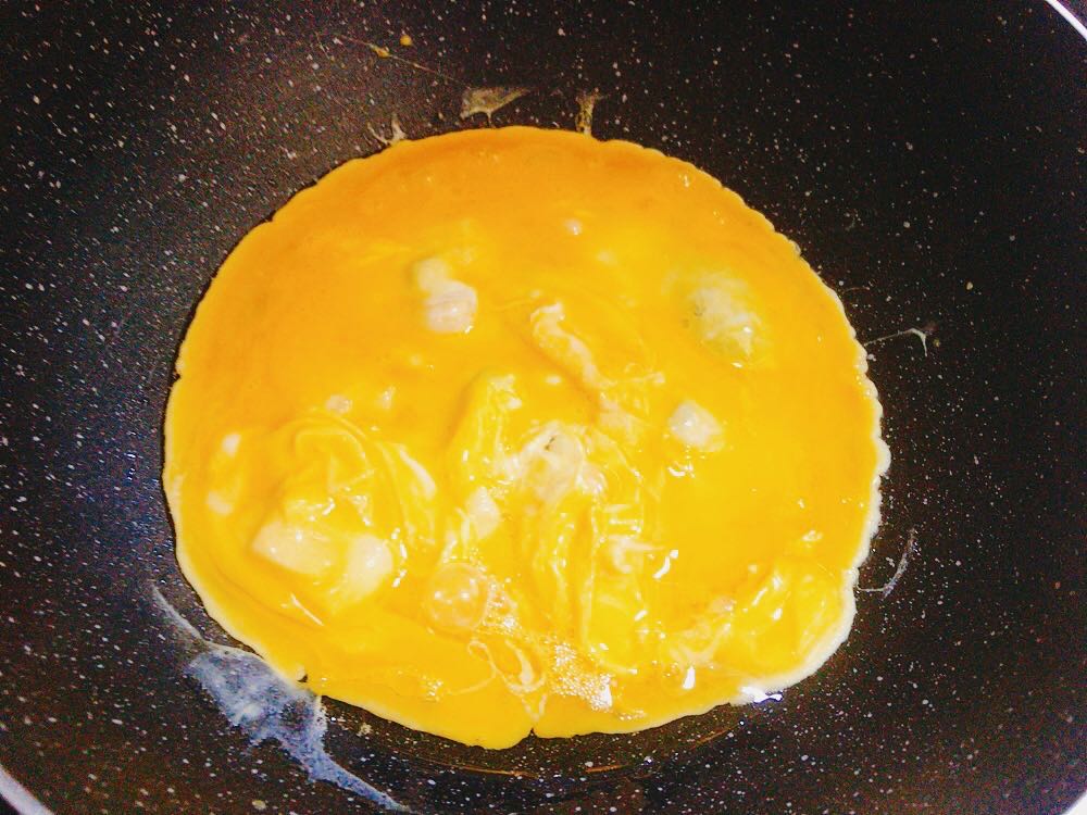 炒大锅米粉怎么炒不会粘在一起,广东米粉泡到什么程度才可以炒