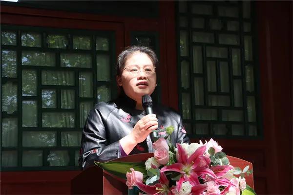 远山春色,龙泉青瓷艺术巴黎展