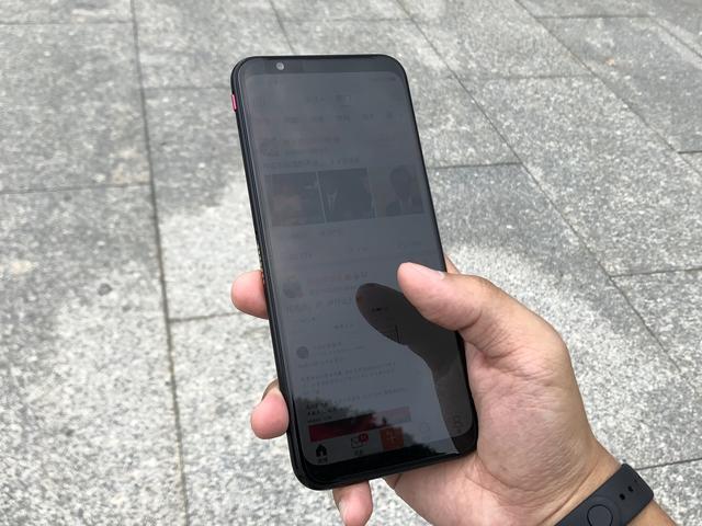 努比亚红魔3外屏,努比亚红魔3s外屏