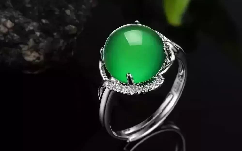 不带玉的石头有哪些,以玉命名的4种石头