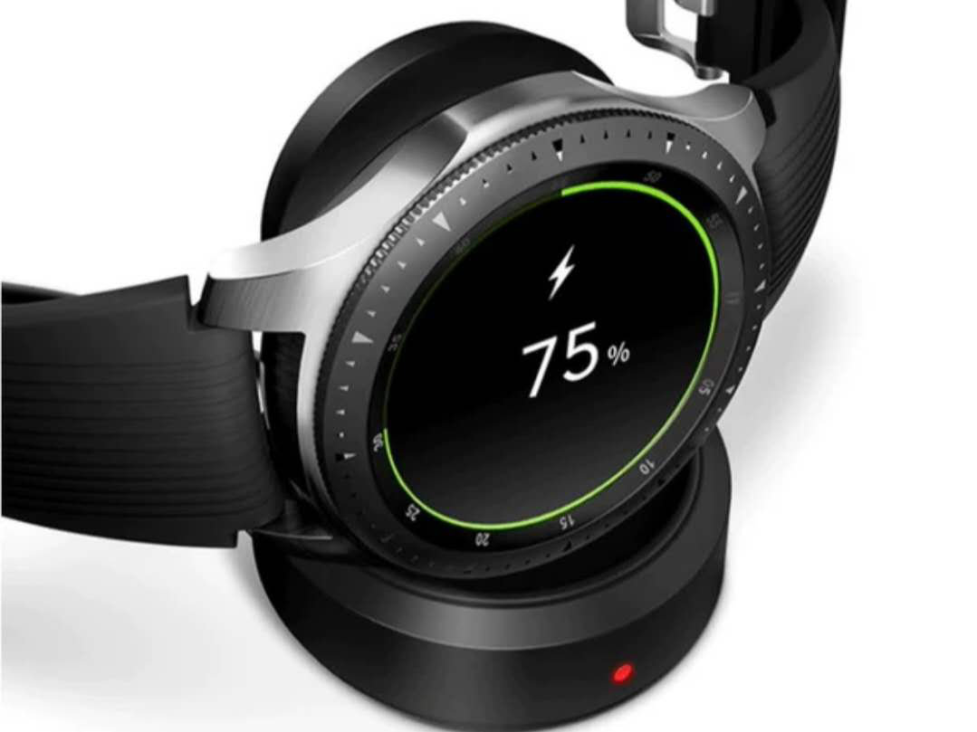 三星智能手表galaxywatch4classic,三星galaxywatch4和classic4