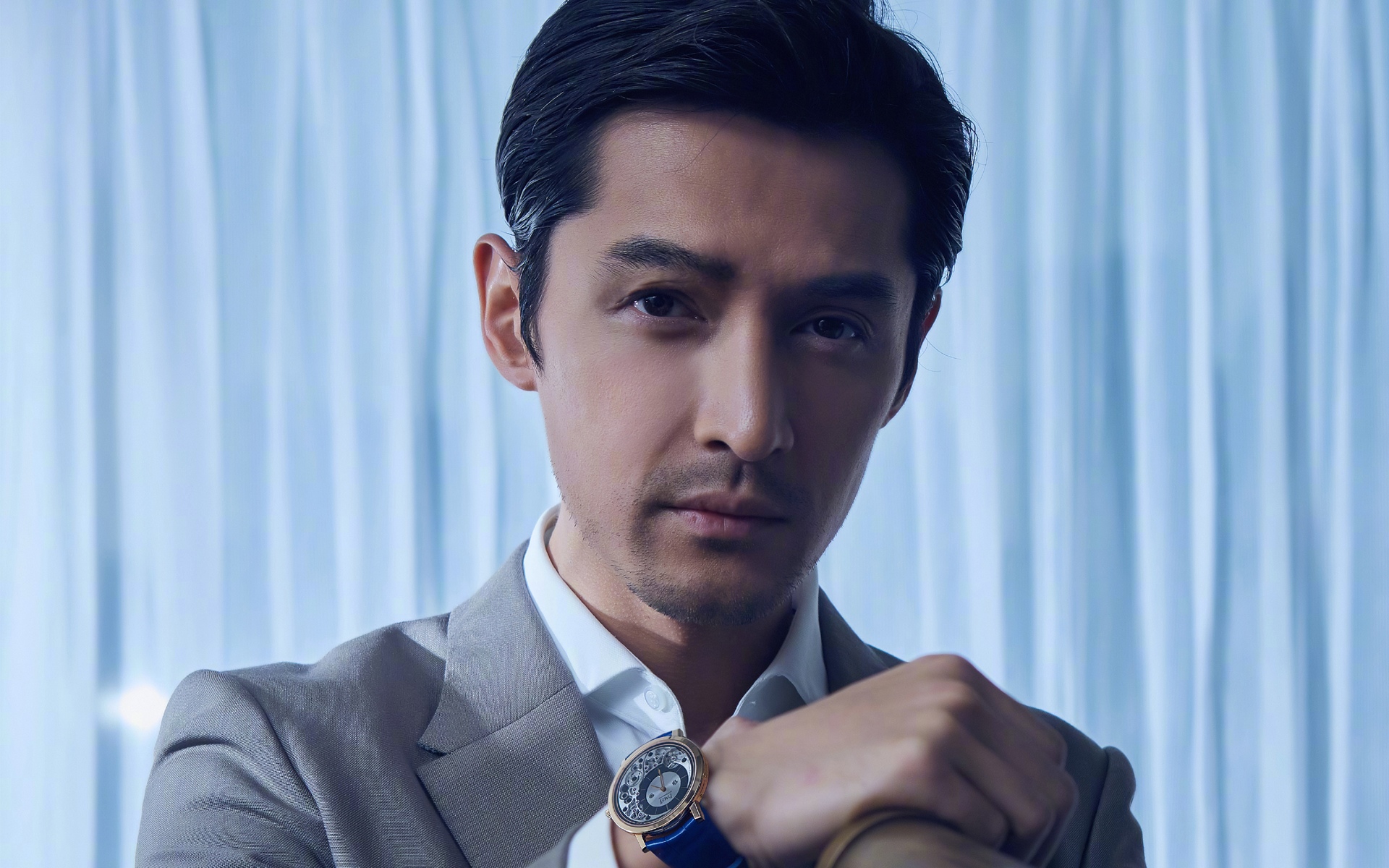 霸气冷酷男孩子用的名字,帅气冷酷霸气的男孩名字