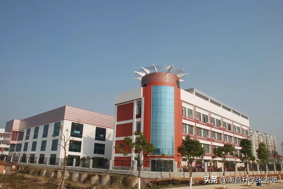 南昌二中和心远学校哪个好,南昌心远立德高中