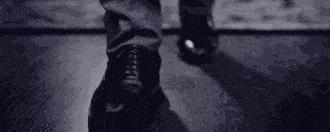 皮鞋脏了用鞋油怎么清洗,牛津皮鞋脏了怎么打理