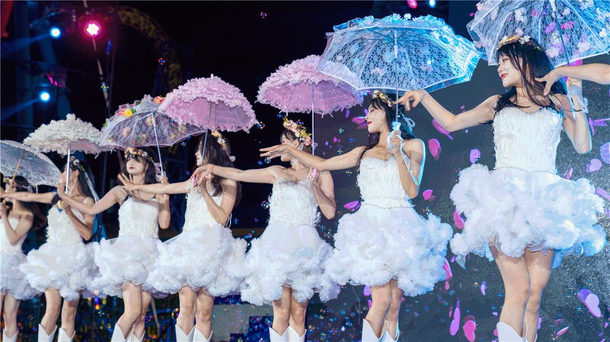 方特烟花灯光秀,方特玩烟花秀