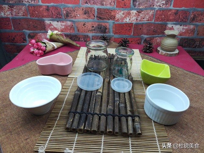 想学烘焙蛋糕类应该从什么开始学,烘焙模具知识