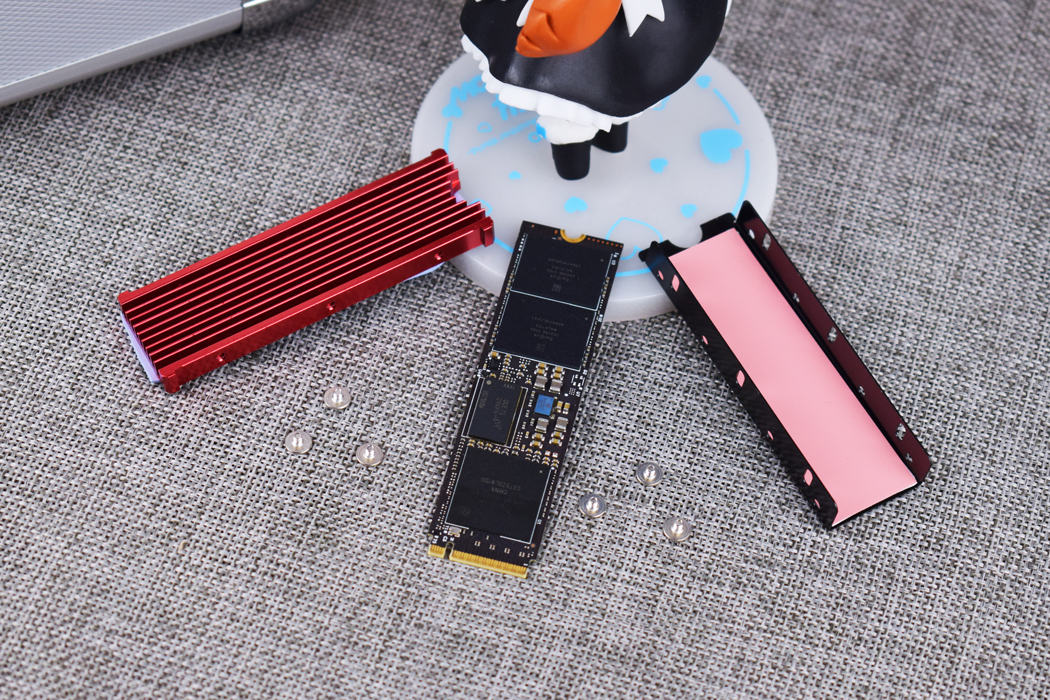 西部数据WD_BLACKSN8501TB固态硬盘开箱试玩