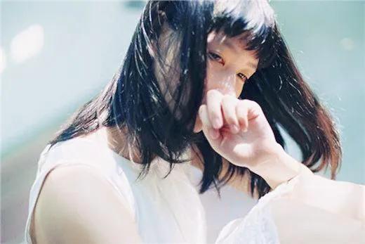 假如她在年轻的时候洁身自好，是否有另一种的人生