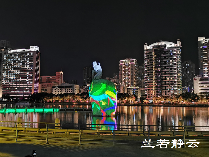 厦门源昌凯宾斯基吃一顿饭多少钱,厦门源昌凯宾斯基酒店大堂