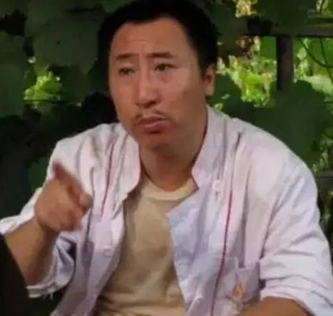 2004年赵本山徒弟被轰下台,赵本山徒弟卖东西被罚20万