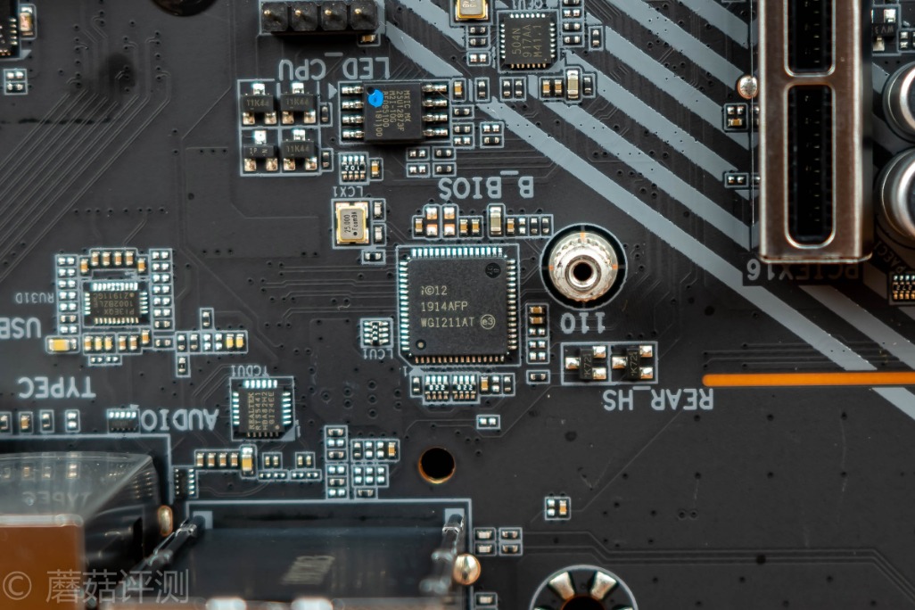 技嘉x570主板芯片组升级教程,技嘉x570aorusprowifibios更新