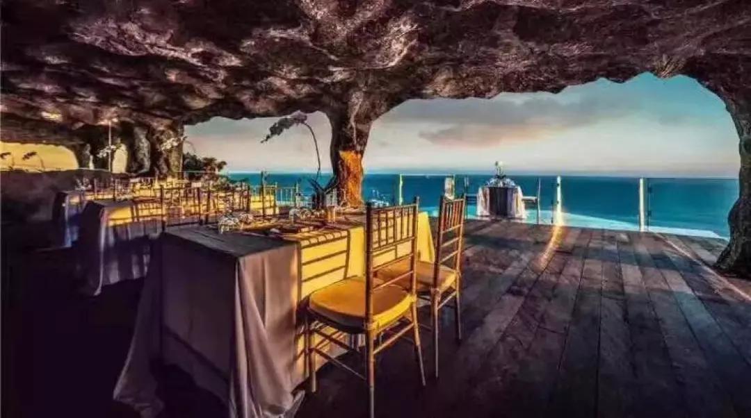 「快资讯」后浪们，到底还能把婚礼玩出什么“花”？