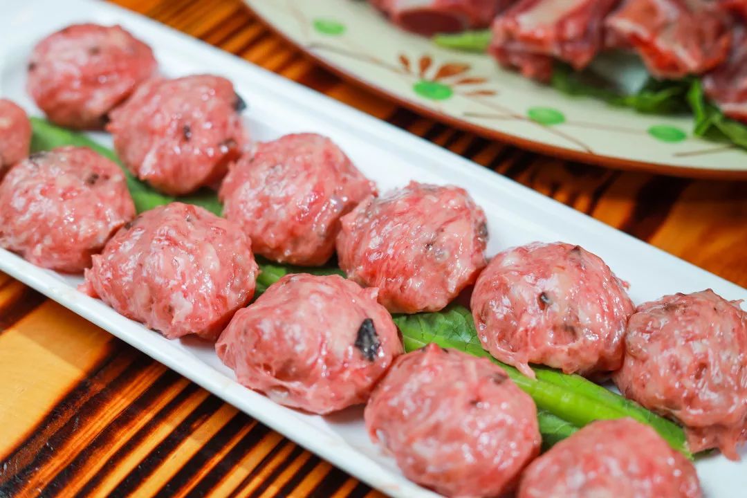 南海有间专注食驴肉的爆抵农庄，人均40元叹全驴宴