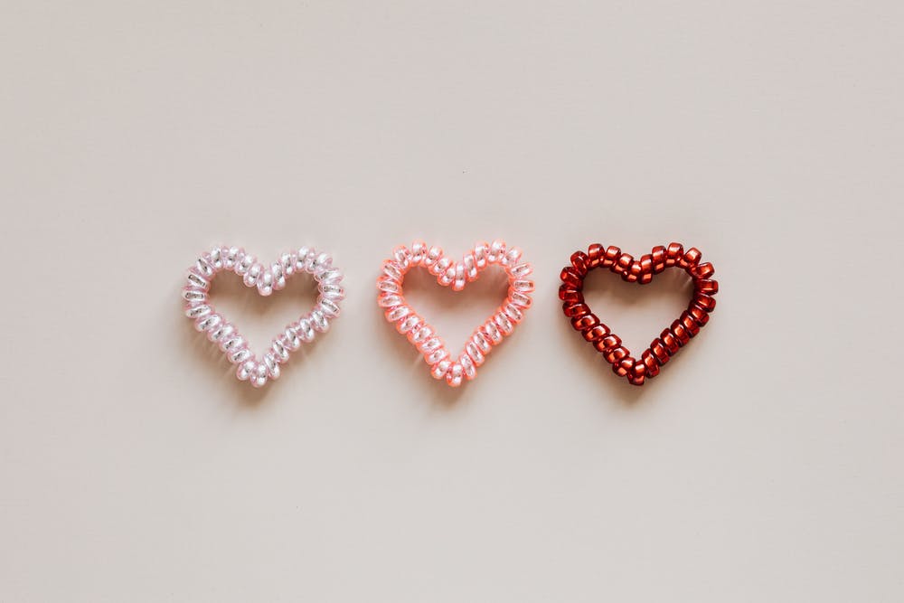 两性之间需要更多互相信任,两性之间最亲密的关系是尊重