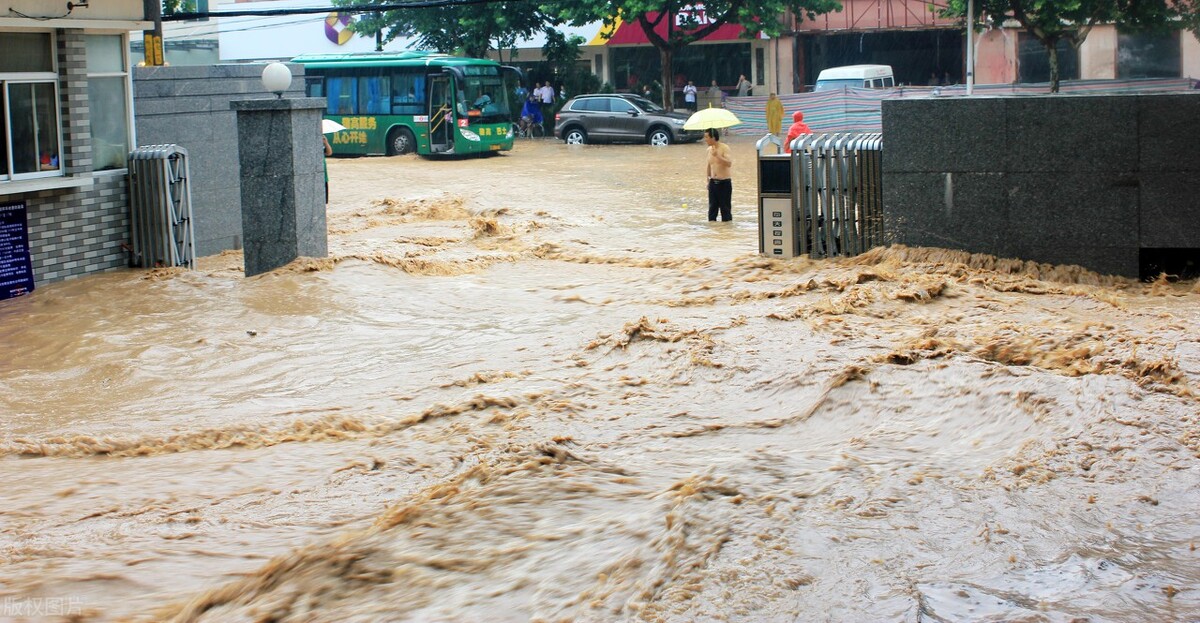 洪水冲坏房子国家有赔偿吗,洪水冲了房子国家会补偿吗