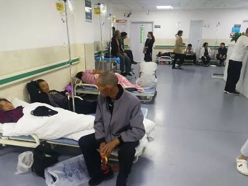 香港为什么很少人打疫苗,香港不欢迎内地医生