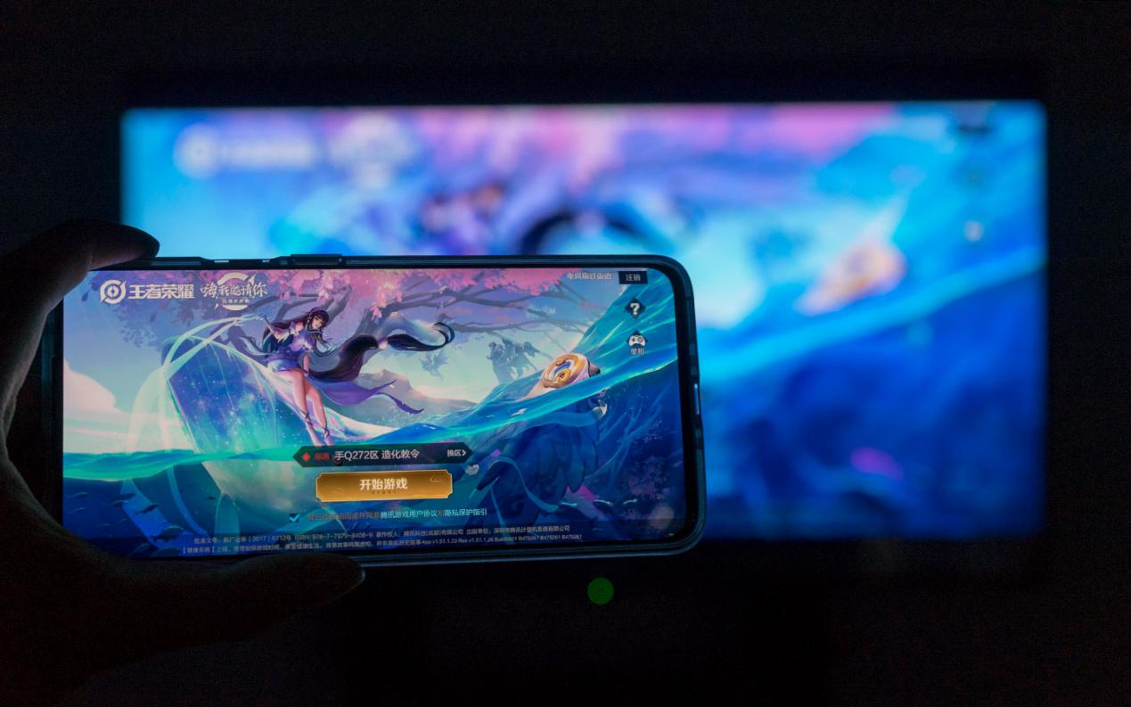 DRM硬解畅看大片/性能全面升级电视果5S体验