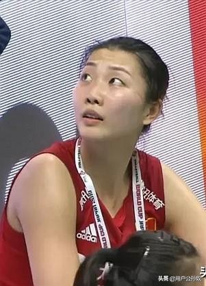 巴西加比小轮臂扣球，美国德鲁斯大拉弓扣球，中国队无解？！