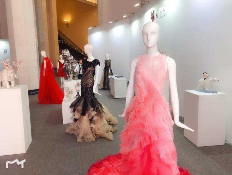 吴琼唱的爱江山更爱美人,吴琼爱歌