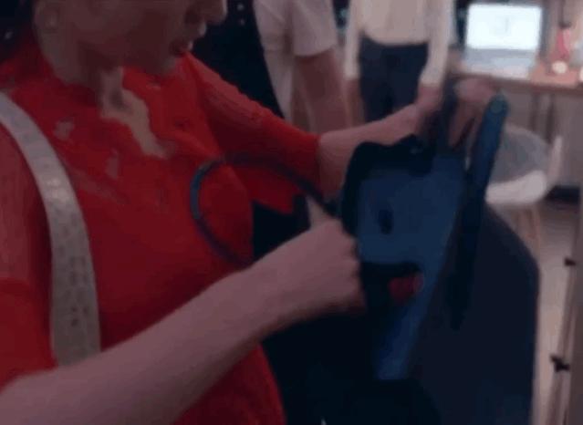 关于她的每场撕X，都会走向同一个神奇结局