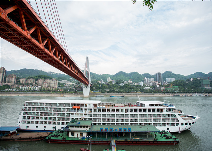 从重庆到武汉坐船需要多长时间,从重庆到武汉坐船多少公里